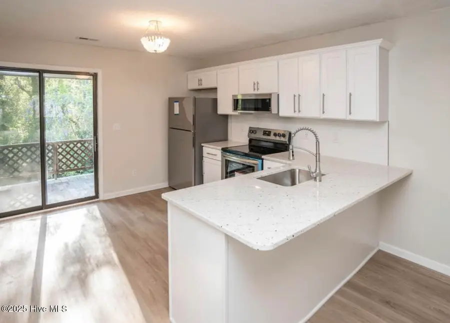 522 S Kerr Avenue #Apt 76, Wilmington, NC 28403 - Image #2