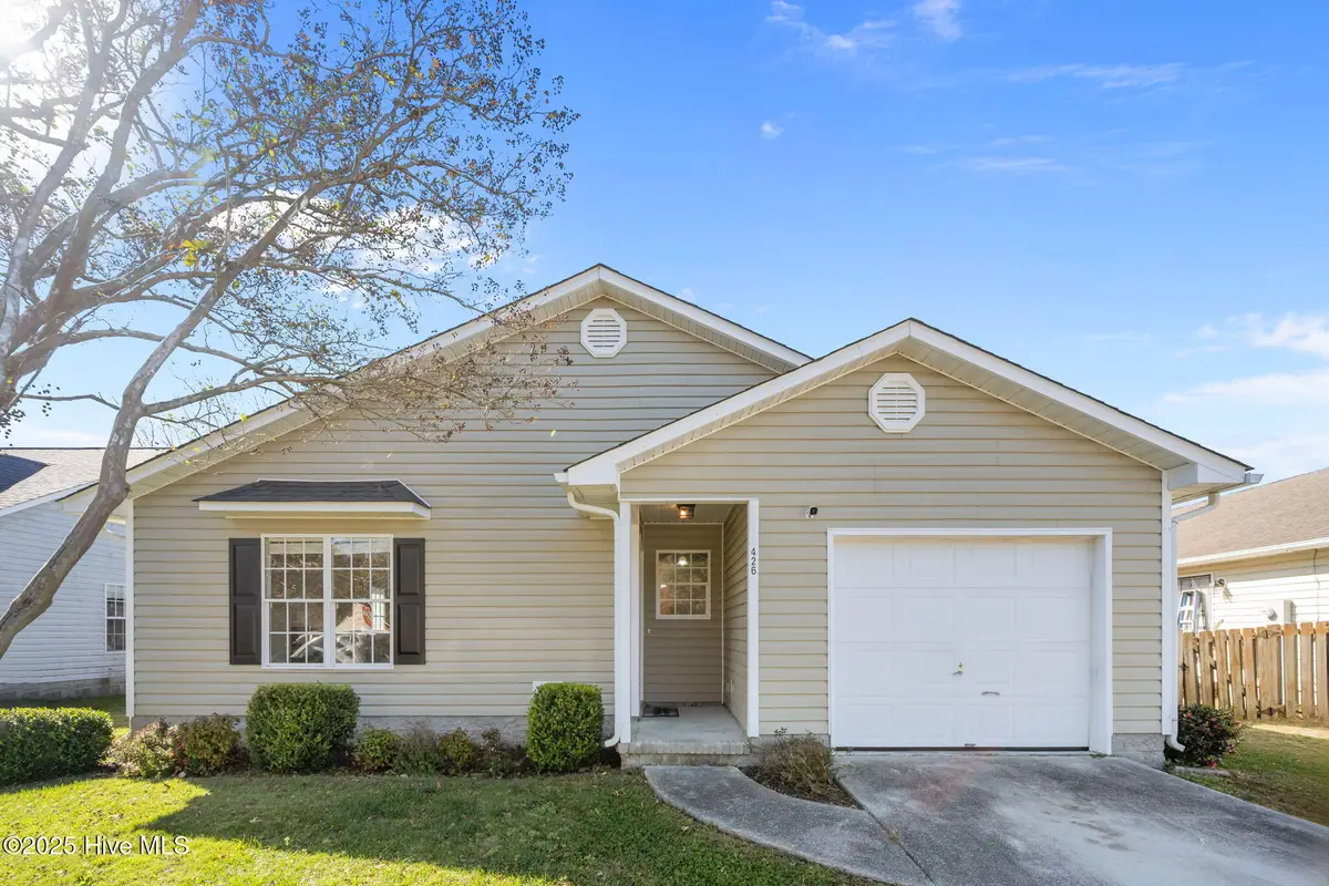 426 Boysenberry Lane, Hubert, NC 28539 - Image #1