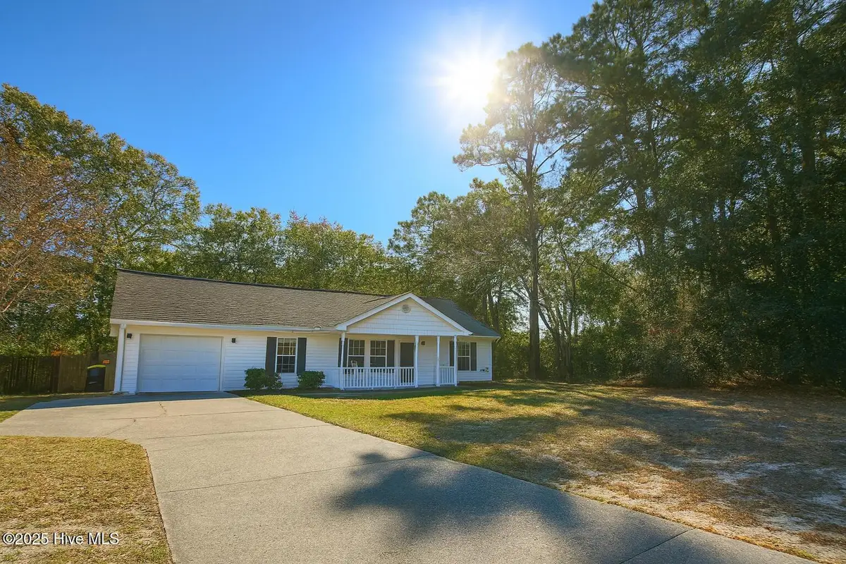 9117 Landing Drive Sw, Calabash, NC 28467 - Image #1