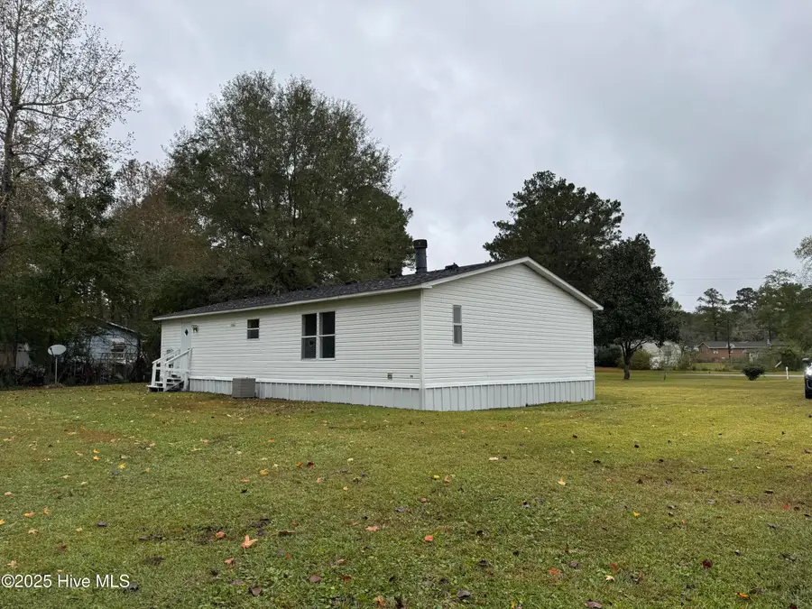 1118 Henderson Road, Jacksonville, NC 28540 - Image #2