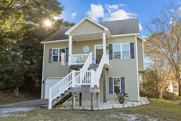 313 Loblolly Street, Emerald Isle, NC 28594