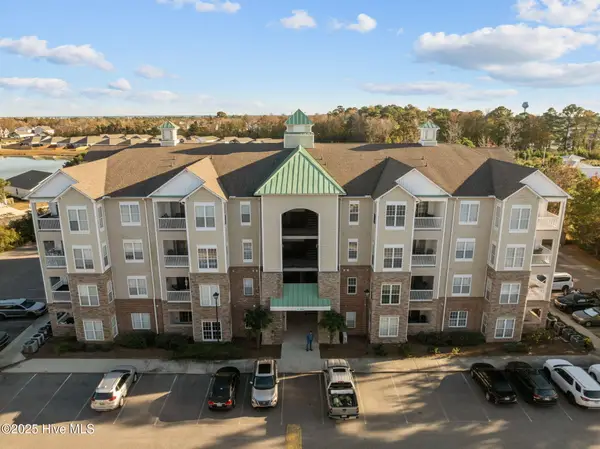 300-314 Gateway Condos Drive #314, Surf City, NC 28445