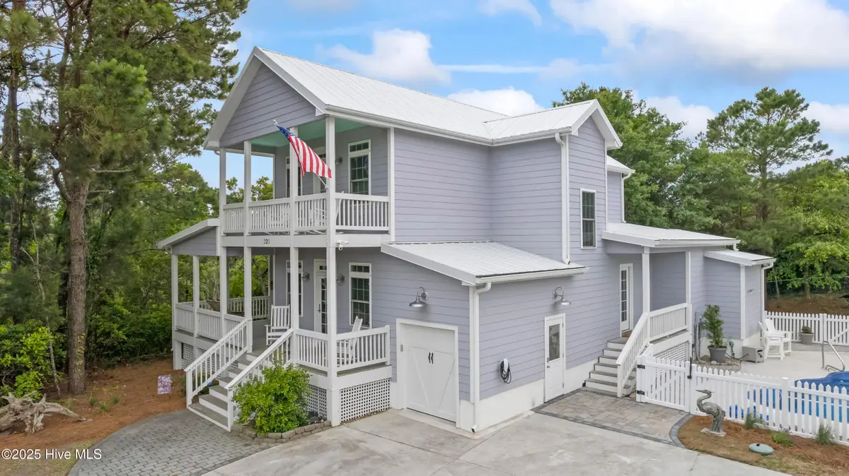 320 Governor Safford Lane, Emerald Isle, NC 28594 - Image #1