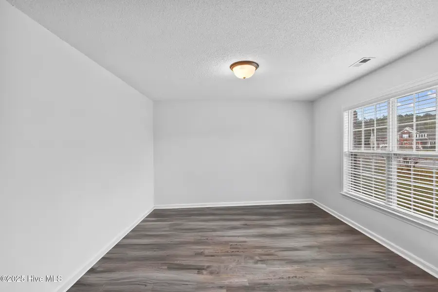 104 Londonberry Lane, Jacksonville, NC 28540 - Image #3