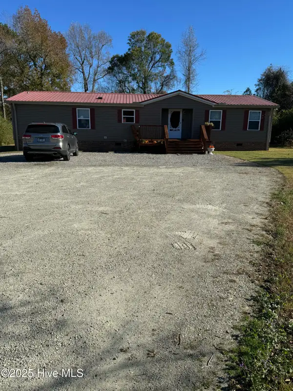 115 Windward Drive, Rocky Point, NC 28457