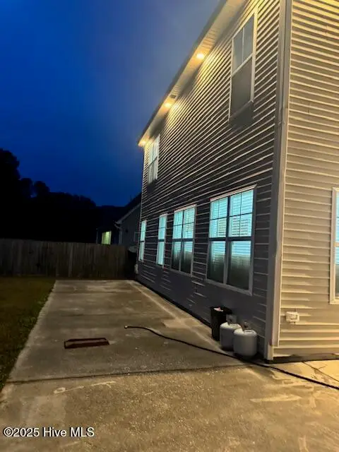 405 Savannah Drive, Jacksonville, NC 28546 - Image #2