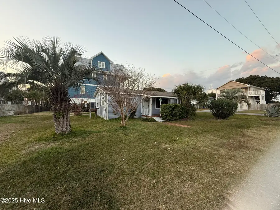 167 Delaware Avenue, Carolina Beach, NC 28428 - Image #2
