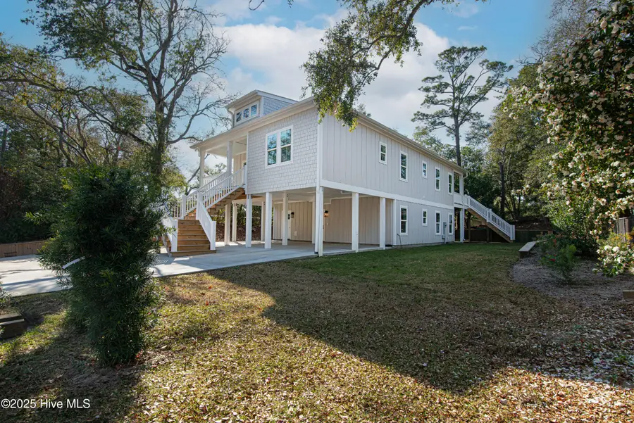 313 Barnes Street, Emerald Isle, NC 28594 - Image #3