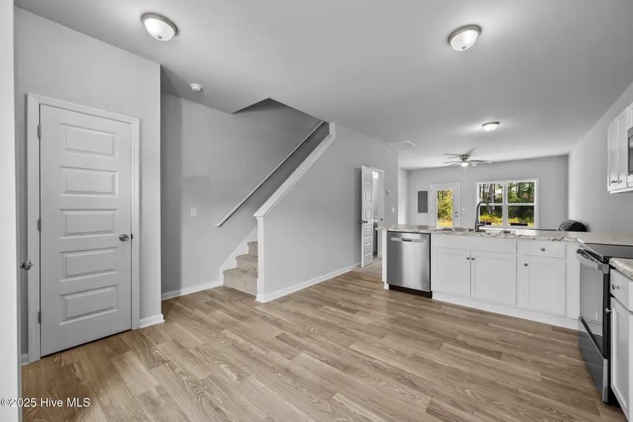 175 S Buckhorn Avenue, Holly Ridge, NC 28445 - Image #3