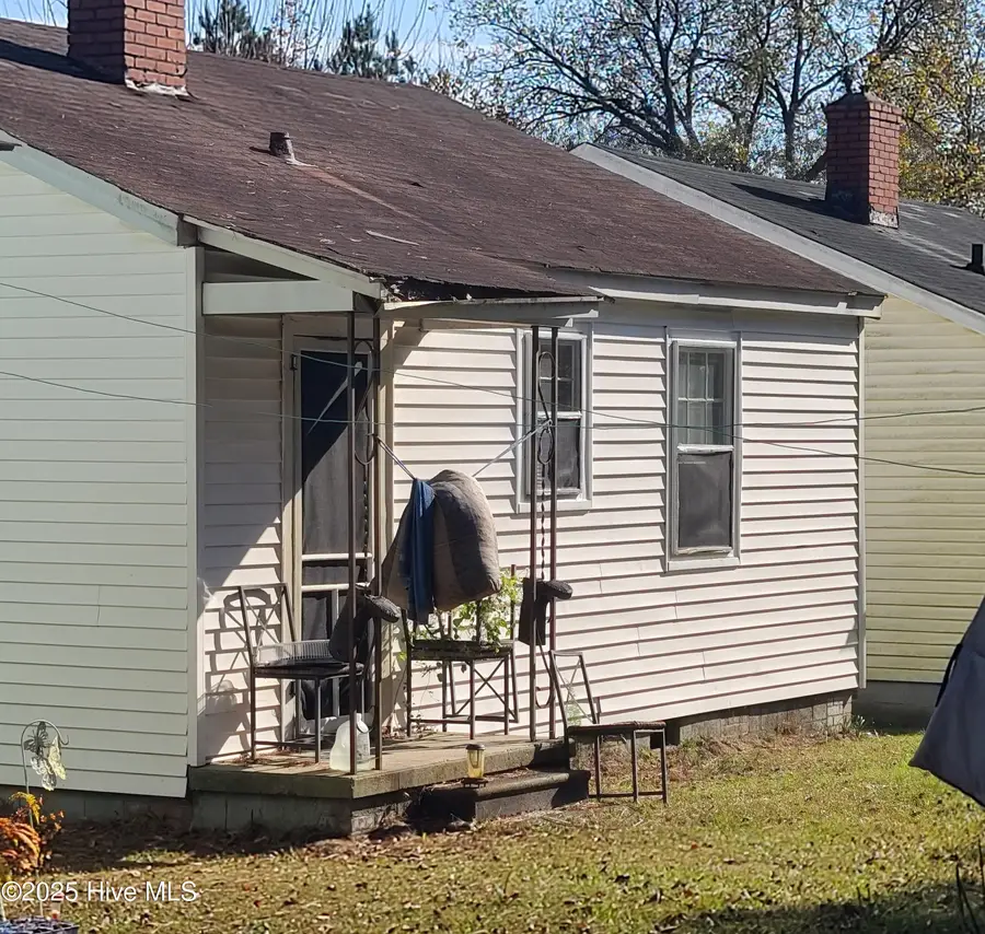 208 Clay Street, Kinston, NC 28501 - Image #2