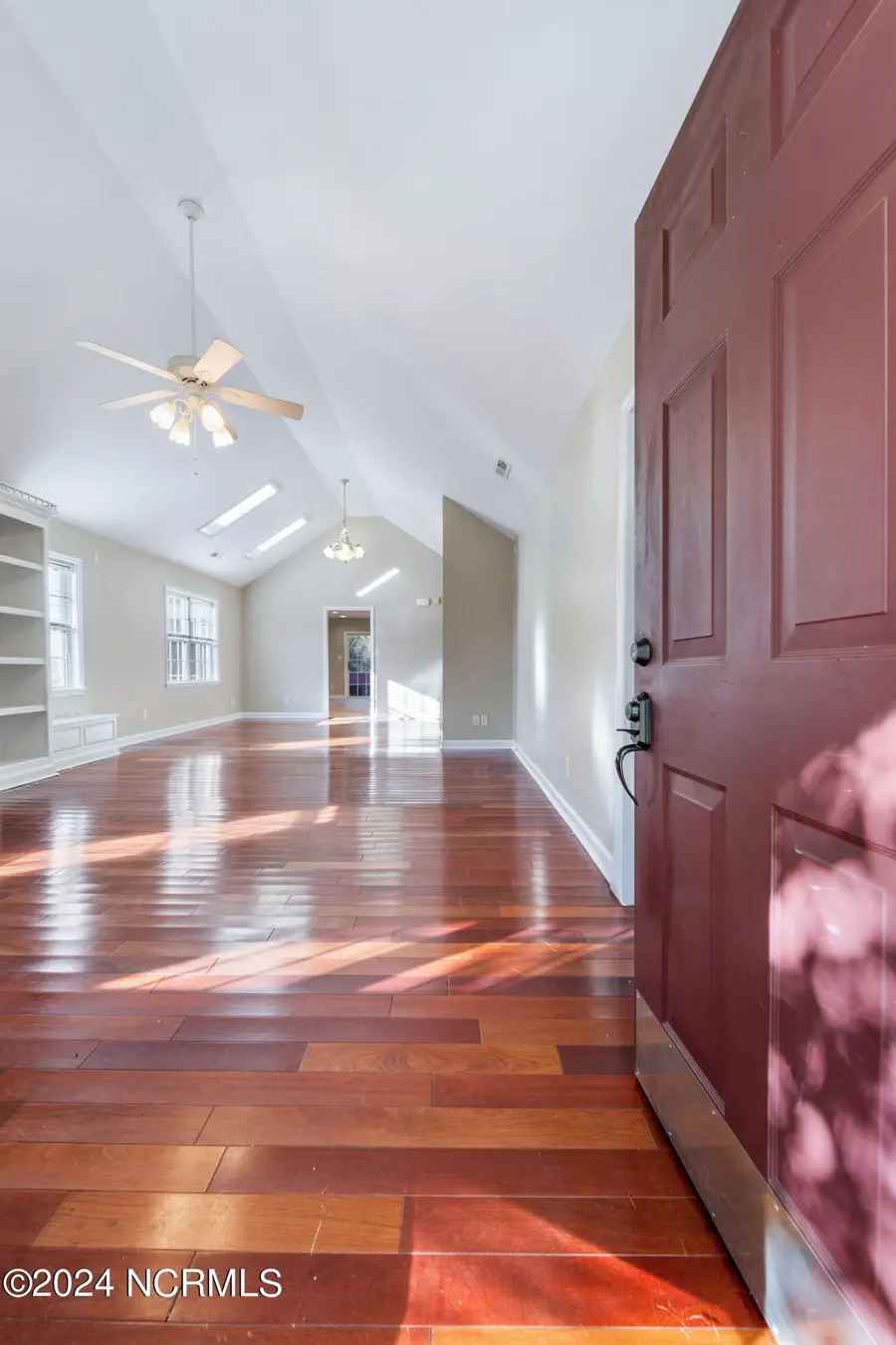 223 Riverbend Road, Jacksonville, NC 28540 - Image #2