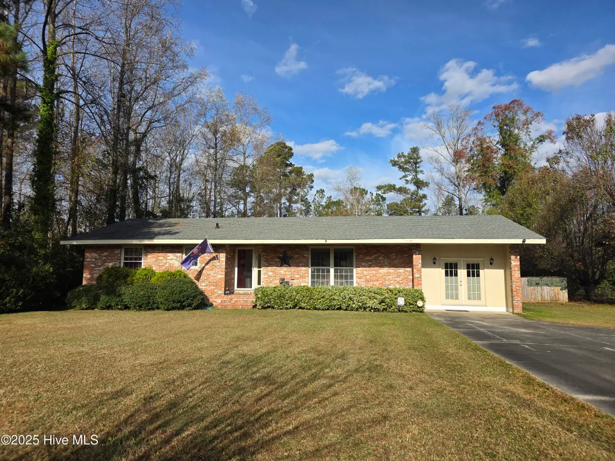 88 Country Club Road, Whiteville, NC 28472 - Image #1