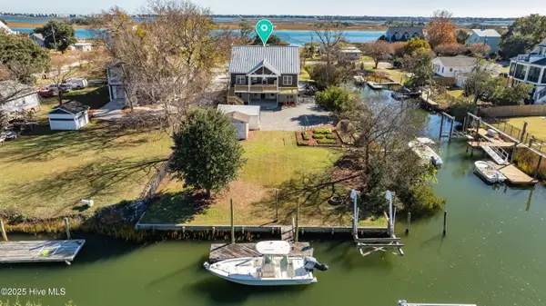 1017 Mallard Bay Road, Hampstead, NC 28443