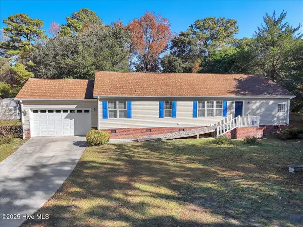 1129 Davis Sound Lane, Wilmington, NC 28409