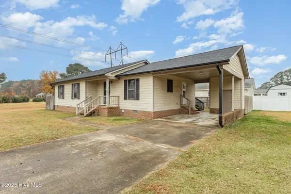 417 S Peedin Avenue, Selma, NC 27576