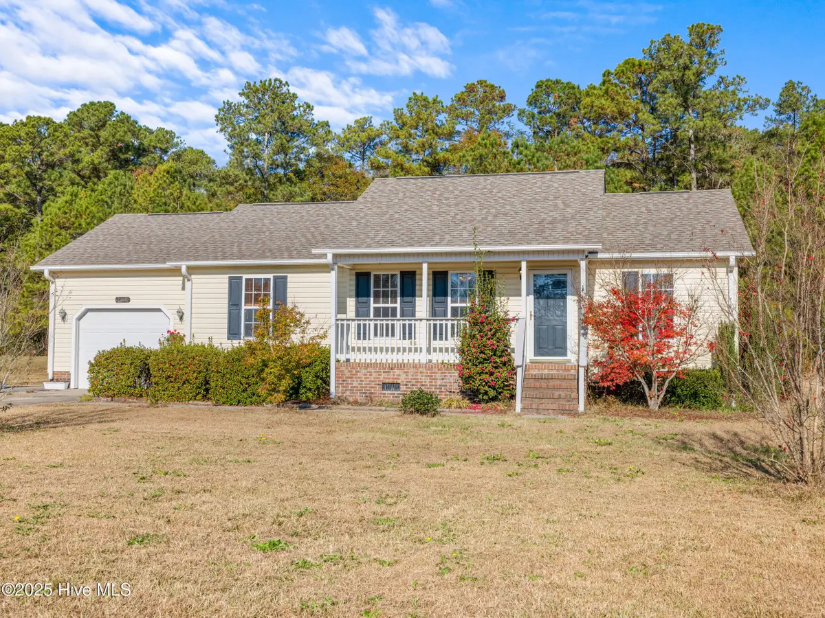 2618 Pinewood Home Drive, Pink Hill, NC 28572 - Image #1