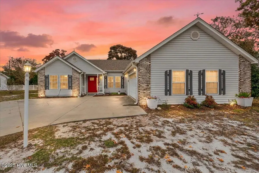 1709 Pharview Drive Sw, Ocean Isle Beach, NC 28469 - Image #2