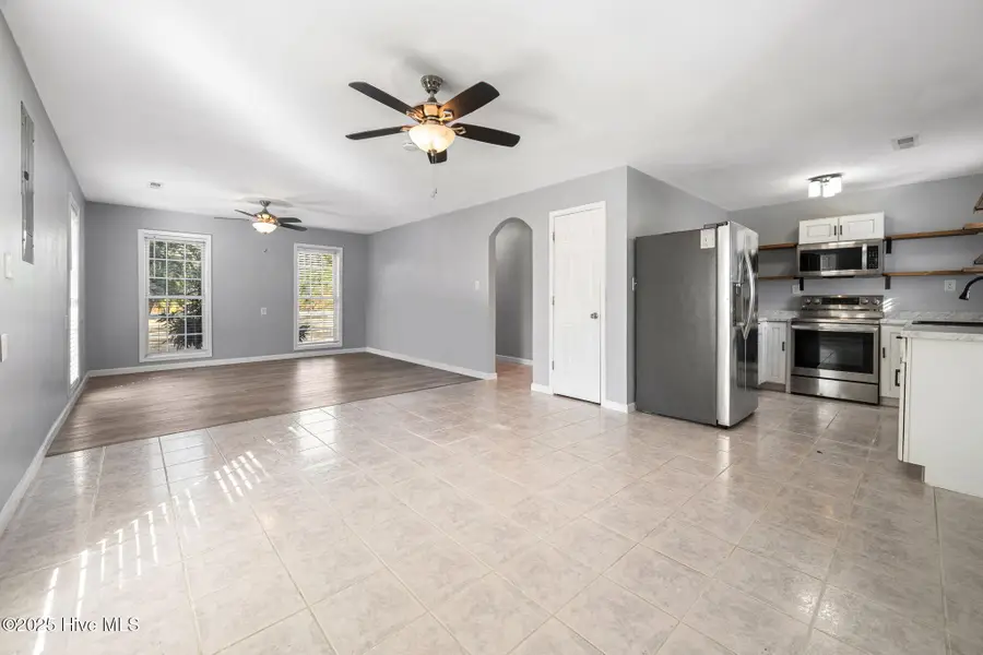 302 Thankful Road, Rocky Point, NC 28457 - Image #2