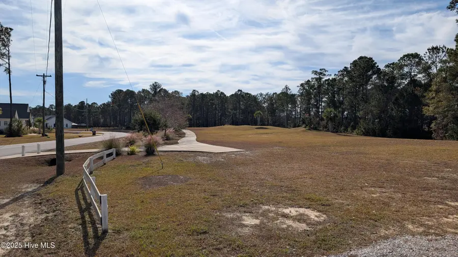 314 Livingston Court, Holly Ridge, NC 28445 - Image #3