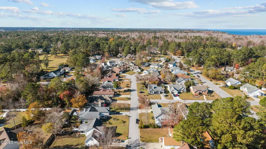 211 Mahaffey Court, New Bern, NC 28560 - Image #2