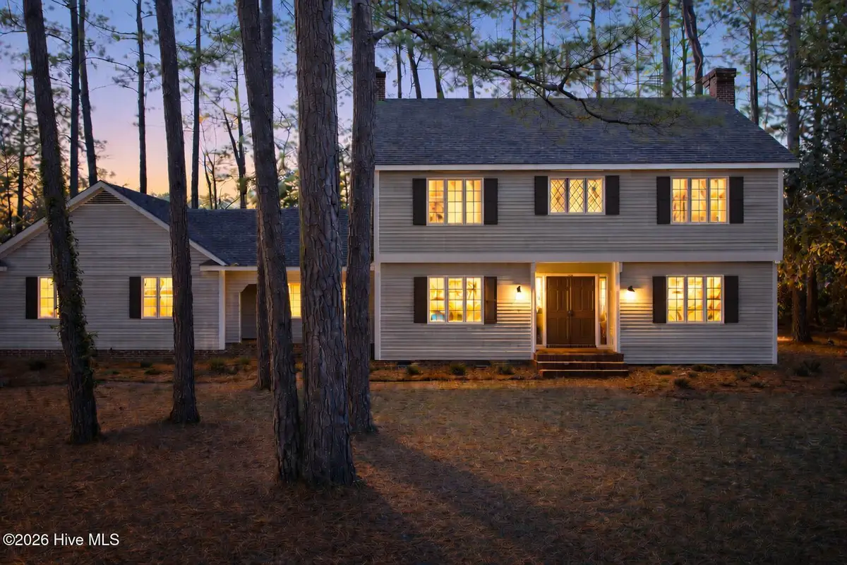 511 S Wilkinson Drive, Laurinburg, NC 28352 - Image #1