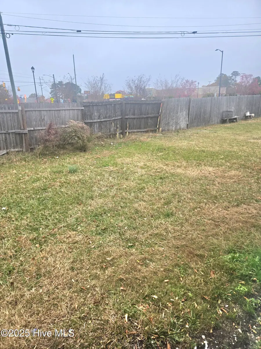 2131 N Village Drive, Greenville, NC 27834 - Image #2