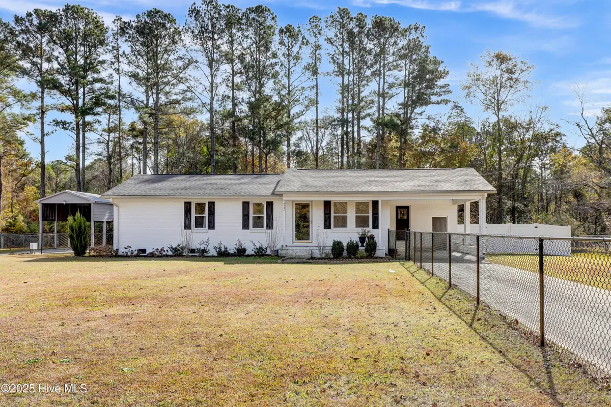 233 Halls Creek Road, New Bern, NC 28560 - Image #1