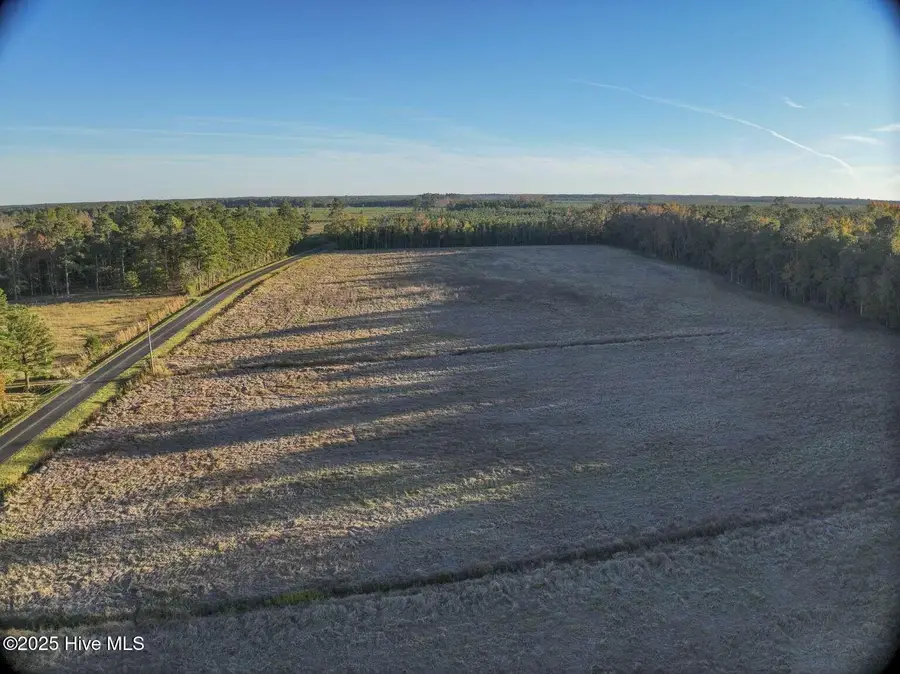 948 Creek Road, Whiteville, NC 28472 - Image #3