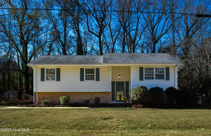 530 Westwood Circle, Nashville, NC 27856 - #2