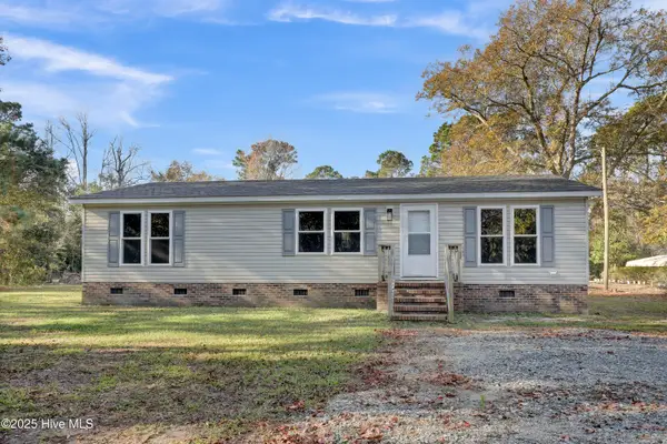 270 Williams Store Road, Hampstead, NC 28443