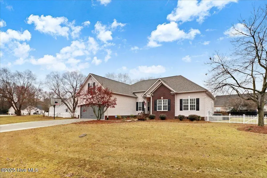 205 Carlyle Circle, Goldsboro, NC 27530 - Image #2