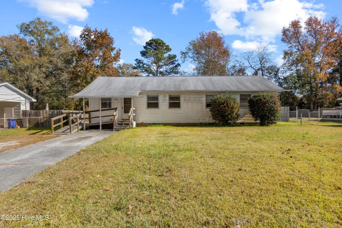 114 Cardinal Road, Jacksonville, NC 28546 - Image #1