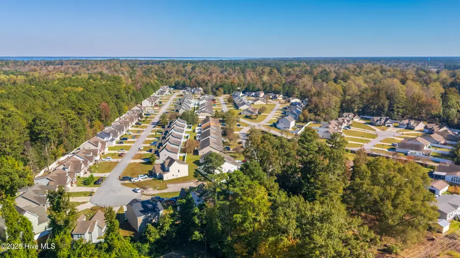 318 Hawks Bluff Drive, New Bern, NC 28560 - Image #2