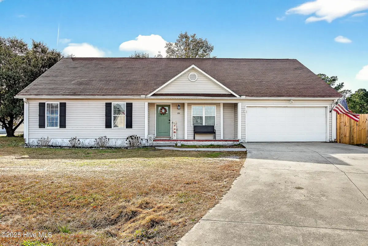 202 Quail Creek Court, Hubert, NC 28539 - Image #1