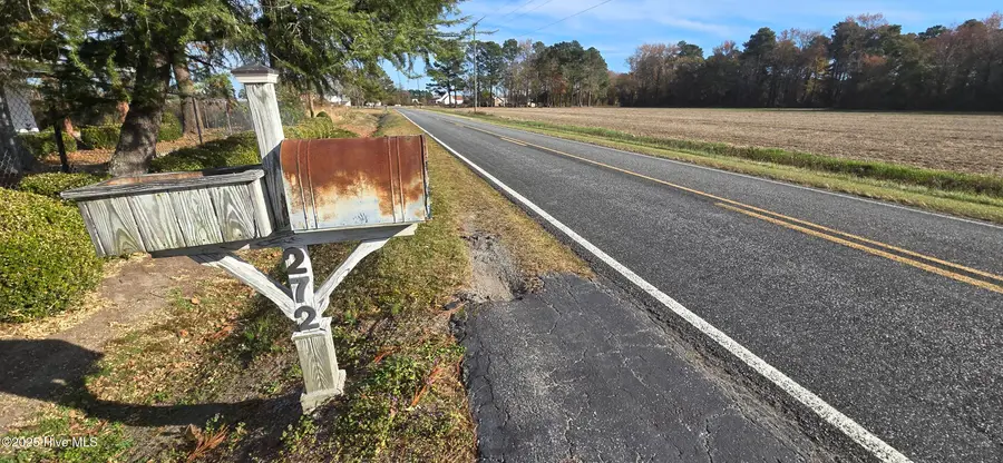 272 W Littlefield Road, Ayden, NC 28513 - Image #2