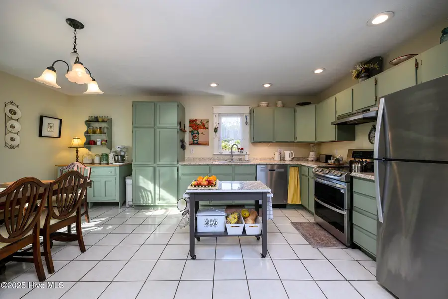 608 Church Street, Oriental, NC 28571 - Image #3