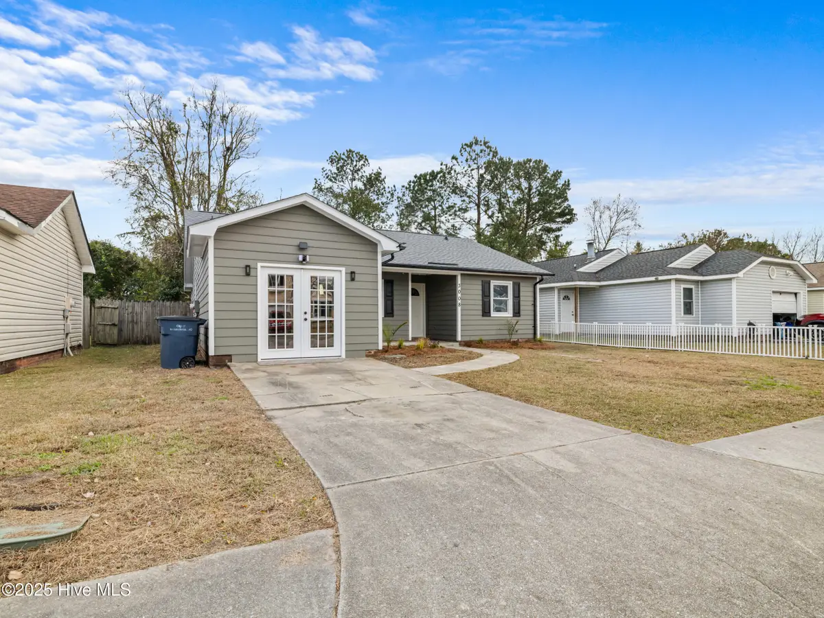 3008 Foxhorn Road, Jacksonville, NC 28546 - Image #1
