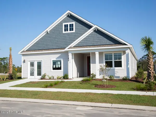 114 Edgewater Way, Surf City, NC 28445