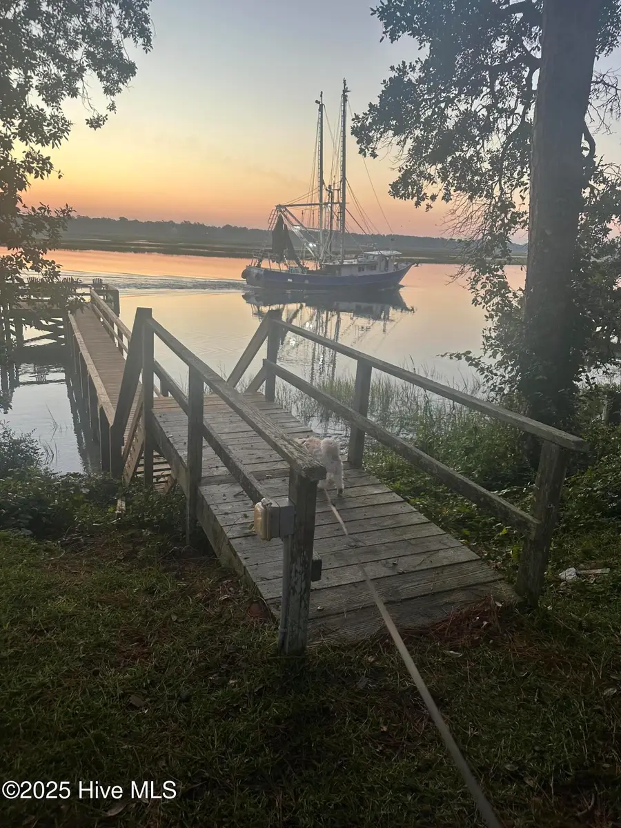 1592 Village Point Road Sw, Shallotte, NC 28470 - Image #2