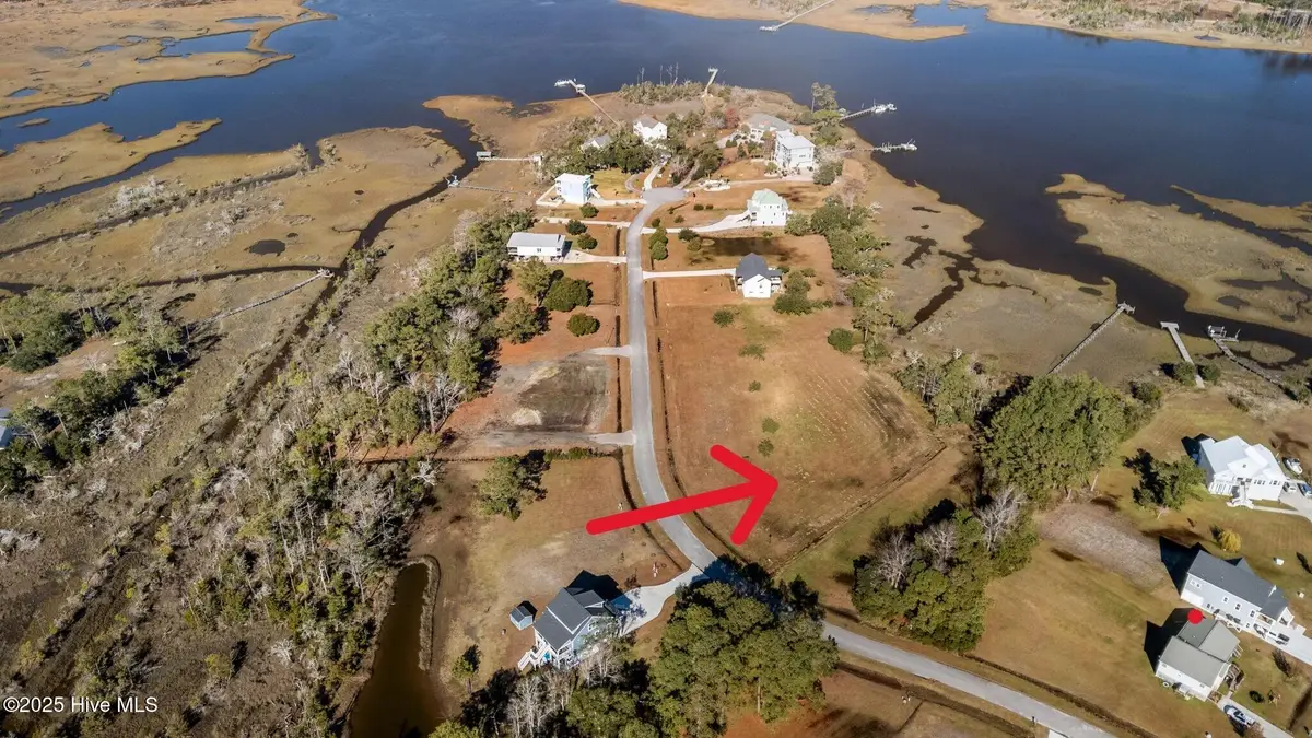 118 Jade Street, Beaufort, NC 28516 - Image #1