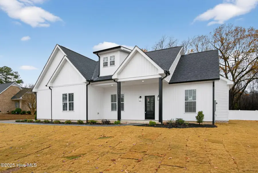 2126 Fieldcrest Road E, Wilson, NC 27893 - Image #2