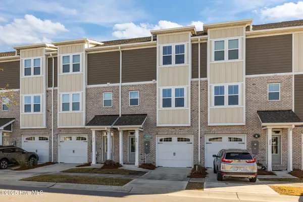 208 Gray Duck Drive, Beaufort, NC 28516