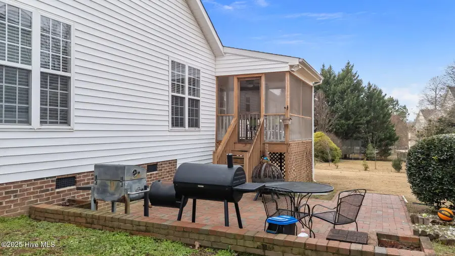 501 Sarazen Drive, Clayton, NC 27527 - Image #3