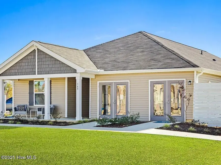 1148 Garland Lake Cir Sw Sw, Supply, NC 28462 - Image #2