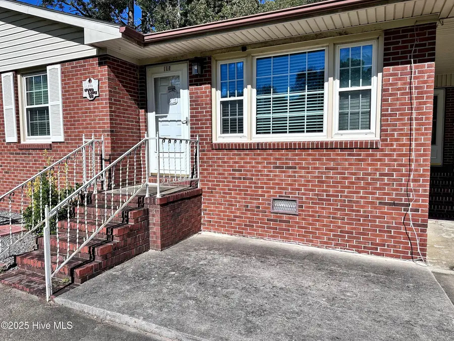 105 Woodlawn Drive, Jacksonville, NC 28546 - Image #2