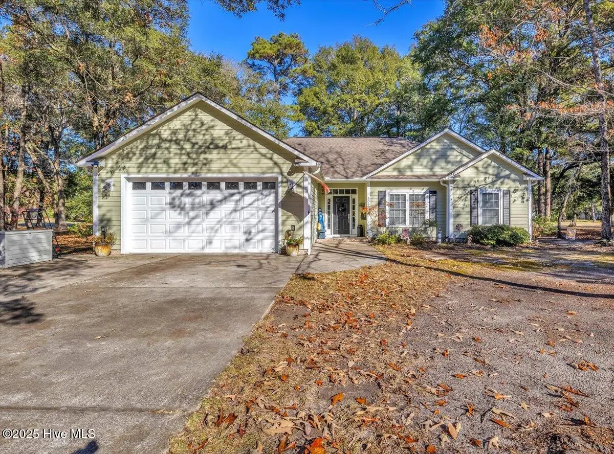 3060 Purple Finch Lane Sw, Supply, NC 28462 - Image #1