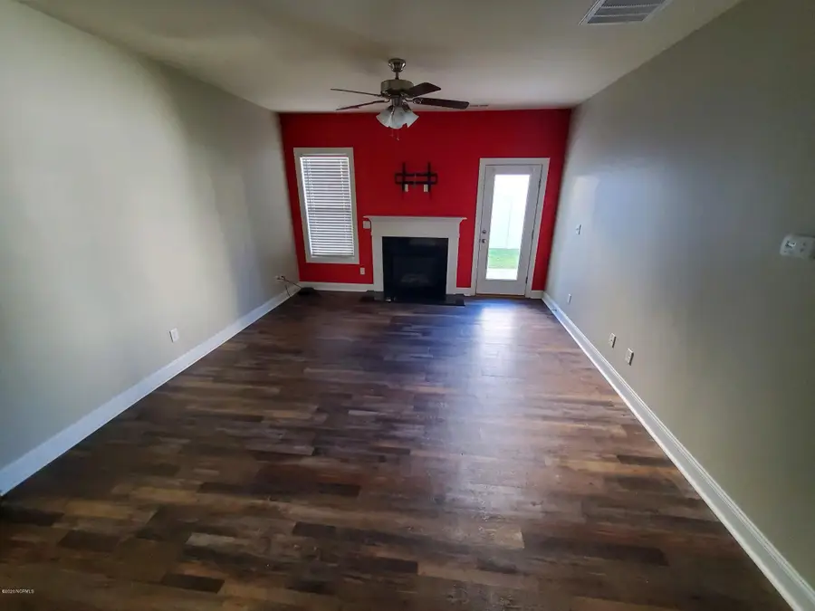 434 Peregrine Ridge Drive, New Bern, NC 28560 - Image #2