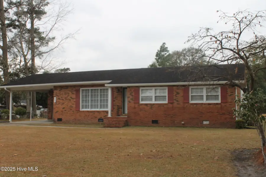 203 Northwood Drive, Whiteville, NC 28472 - Image #2