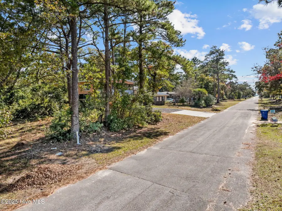 218 NE 72nd Street, Oak Island, NC 28465 - Image #3