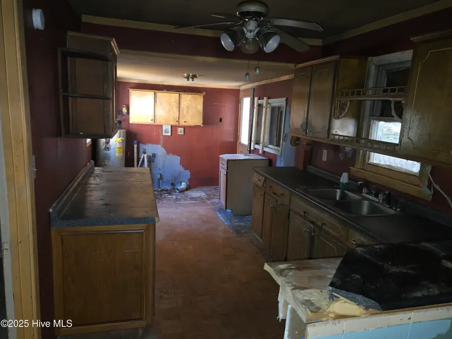 214 James Arthur Avenue, New Bern, NC 28560 - Image #3